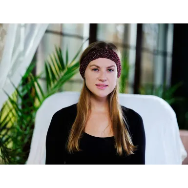 Opaska szydełkowa - bordowa z ozdobną nitką 2