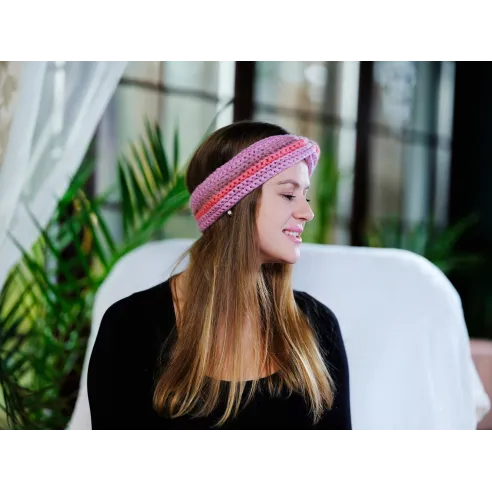 Opaska szydełkowa - różowa z paskiem
