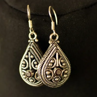 Wiszące kolczyki z kryształkiem (4)